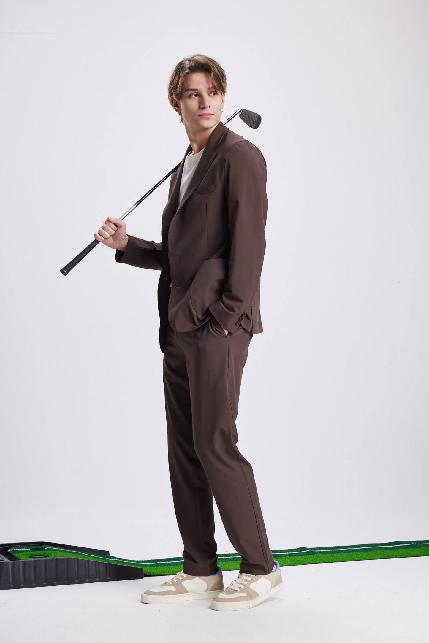 B-DYNAMIC TRAVEL SUIT-CHOCOLATE