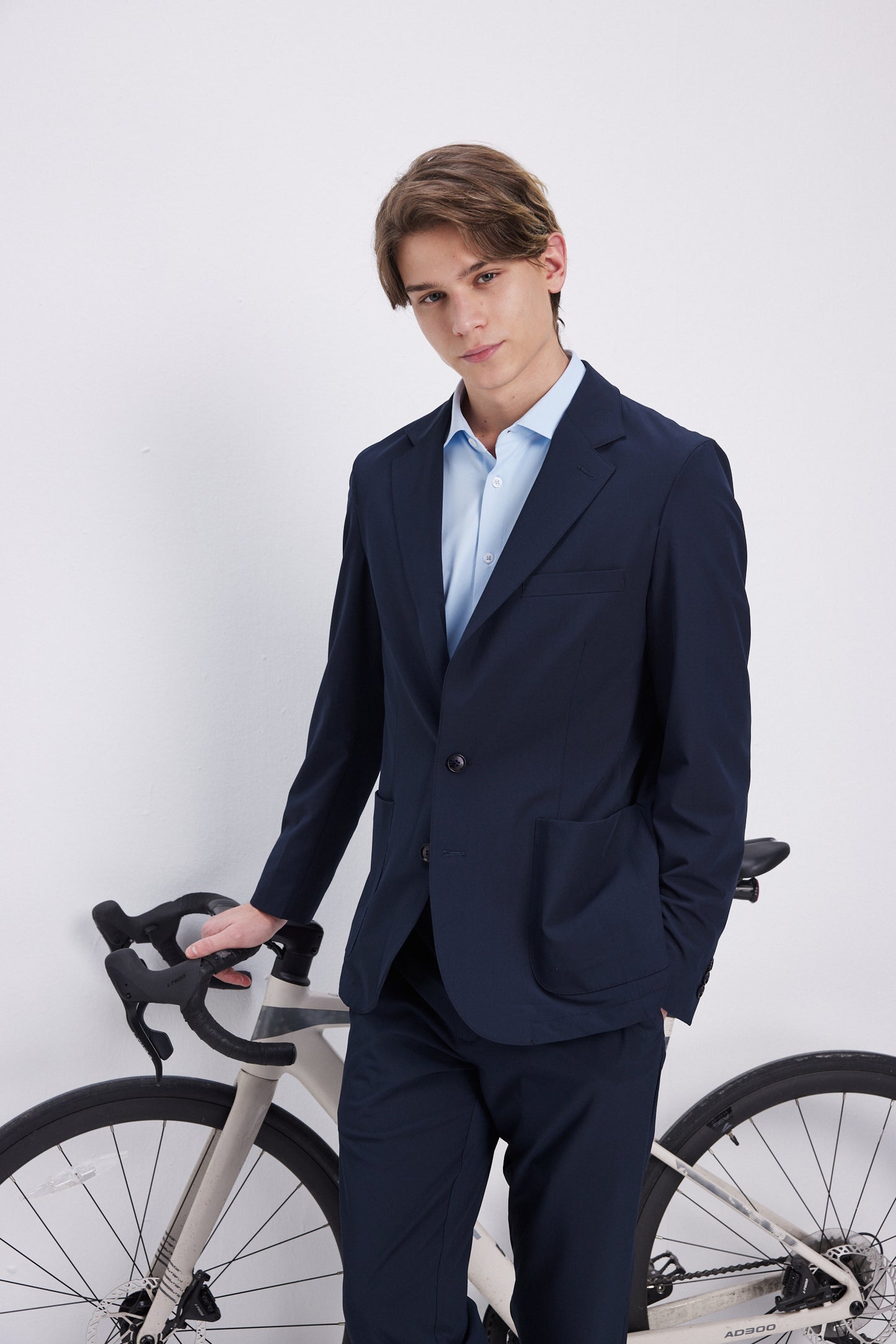 B-DYNAMIC TRAVEL SUIT-NAVY