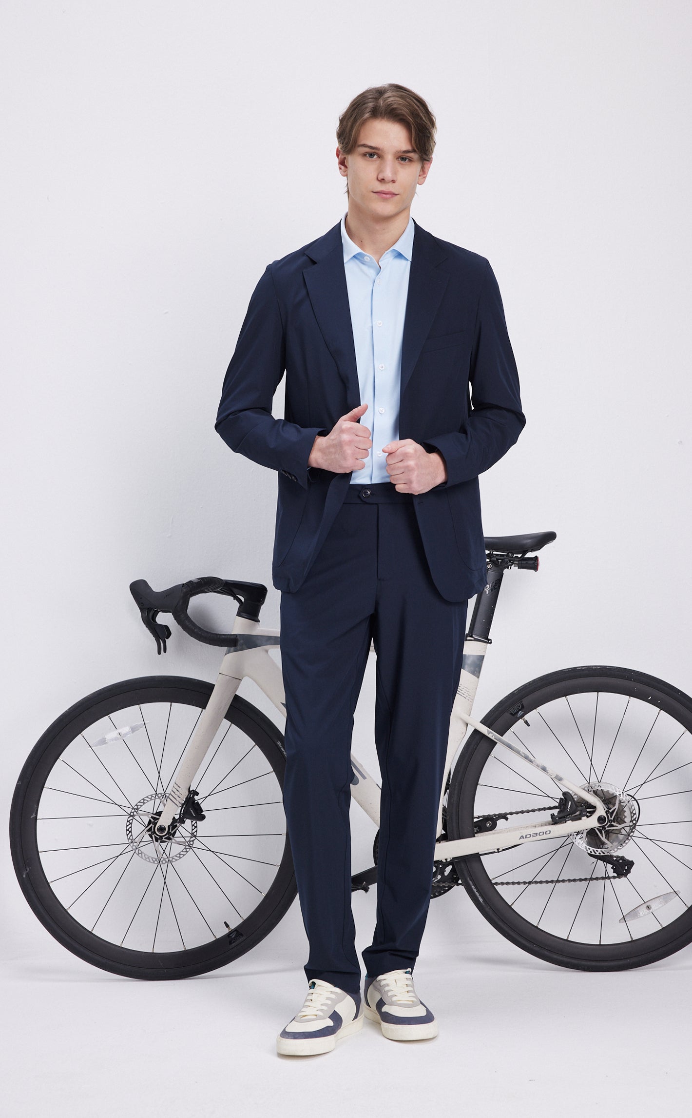 B-DYNAMIC TRAVEL SUIT-NAVY